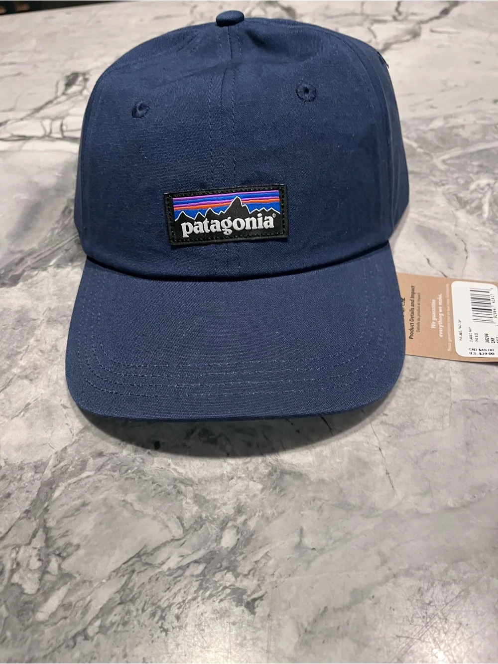 NWT! Patagonia Men’s P-6 Label Traditional Hat!